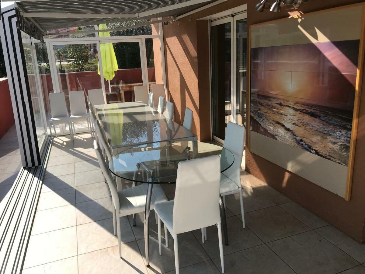 Chambres D'Hotes La Coloniale Varetz Exteriör bild
